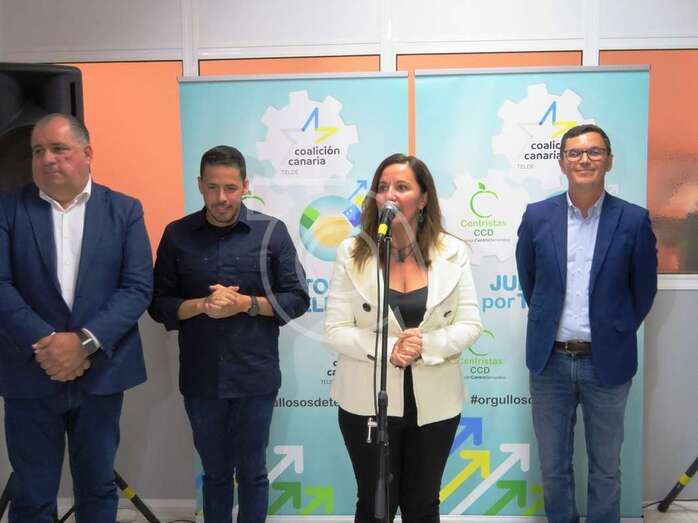 Lidia Mejías, en el acto de inauguración de la sede de Juntos por Telde, antes de las elecciones locales de 2029/TA.